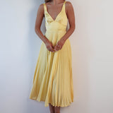 MALKA | Stilvolles Maxikleid mit Zartem Fall