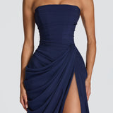 HANNAH | Elegantes Maxikleid mit Drapierung und Hohem Schlitz